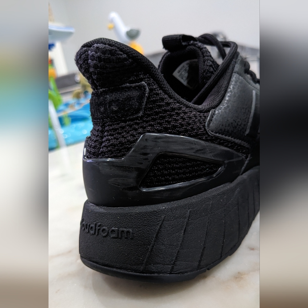 Adidas cloudfoam walking performance Questarstrike Athletic sneakers - Picture 3 of 7